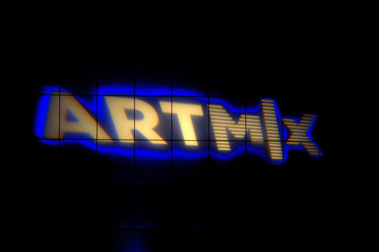 ARTMIX: PARTY